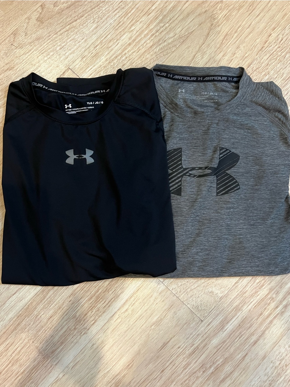 2 Under Armour, Boys Large, Heat Gear long sleeve shirts Black & Gray
